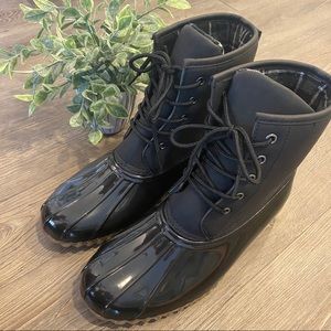 Charles Albert Black Duck Boots Size 9
